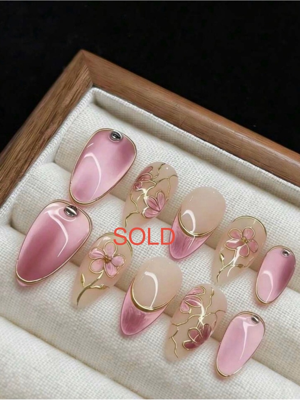 Soft Pink Floral Press-On Nails with Gold Trim
